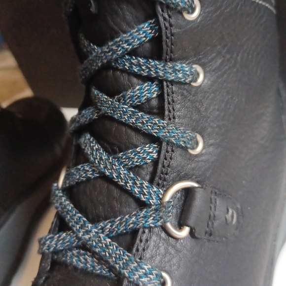 Final Offer - MERRELL Snowcreek Tall Polar Snowboot - Picture 11 of 12